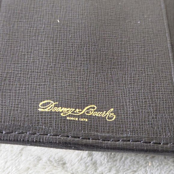 *Dooney & Bourke Womens Maxi Quilt Continental Clutch Bilford Wallet Gray Black - Picture 15 of 15